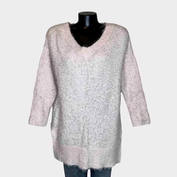 Venus VINTAGE Womens Eyelash Sweater V-Neck sz M Pastel Pink Chunky Knit Preppy - Picture 1 of 6